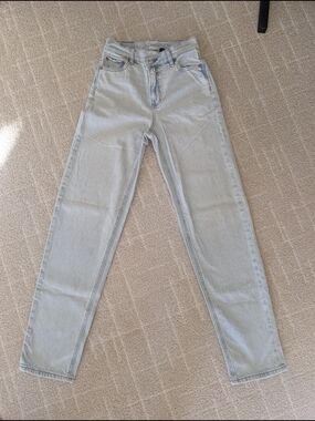 NWOT American Eagle Strigid Light Blue Highest-Rise Straight Jeans Sz 000